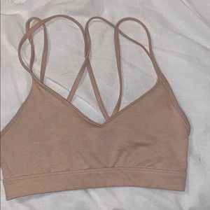 sports bra